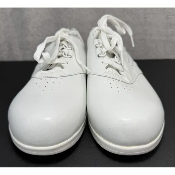 SAS‎ Shoes Women's 11 WW Double Wide Free Time White Leather Walking USA Made