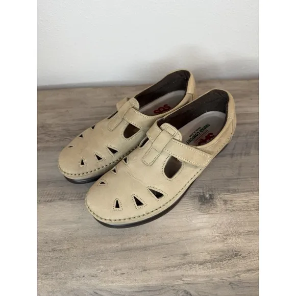 SAS Women Size 8.5  M Sage Roamer Light Tan Strap Leather Hook Loop Casual Shoes