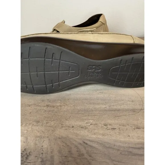 SAS Women Size 8.5  M Sage Roamer Light Tan Strap Leather Hook Loop Casual Shoes