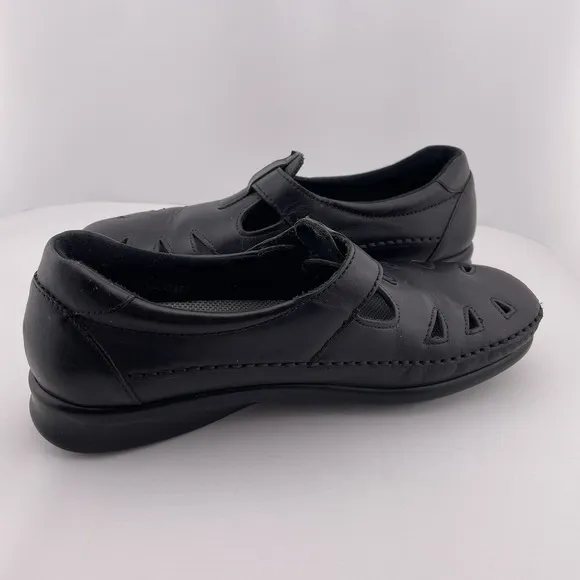 SAS Women's Roamer Slip-on Shoes Size‎ 8.5 M Black Comfort Mary Jane