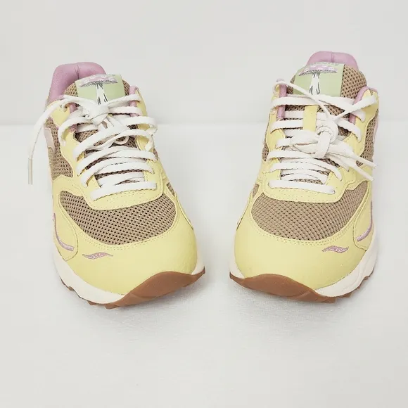 Saucony 3D Grid Hurricane Sneakers Men's 8.5 Women's 10 Unisex Tan Yellow Shoes