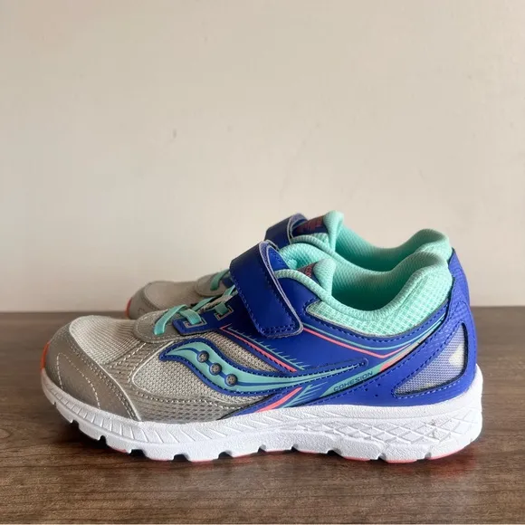 Saucony Cohsion 14 a/c Girls Shoe Size 5 Wide NEW