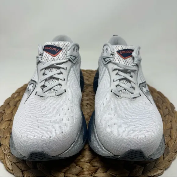 Saucony Triumph 22 Men's Running Shoes Cloud Navy Size 9 WIDE Men's