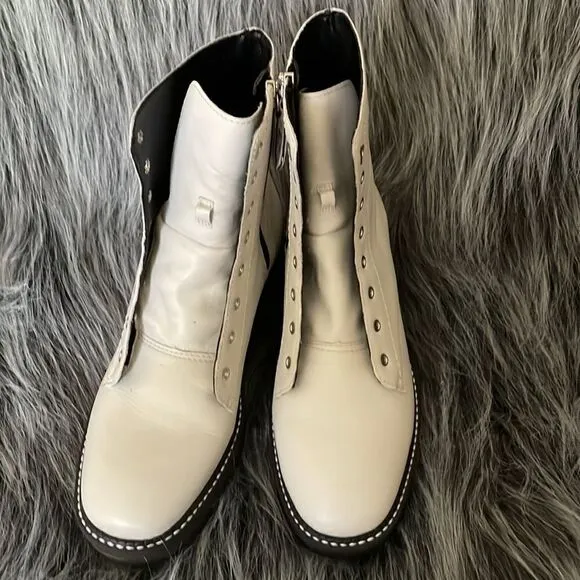 Schutz Womens MckenzieWhite  Leather AnkleMoto Combat Boots Shoes  Size 7