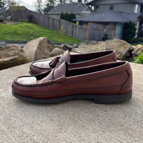 Sebago Men's Shoes Made in USA Size 11 D Brown Leather Tassle Slip On Lo…