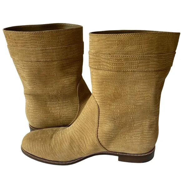 Sergio Rossi Camel Tan Flat Boots Gold Buckle Nubuck Textured Leather size 10 40
