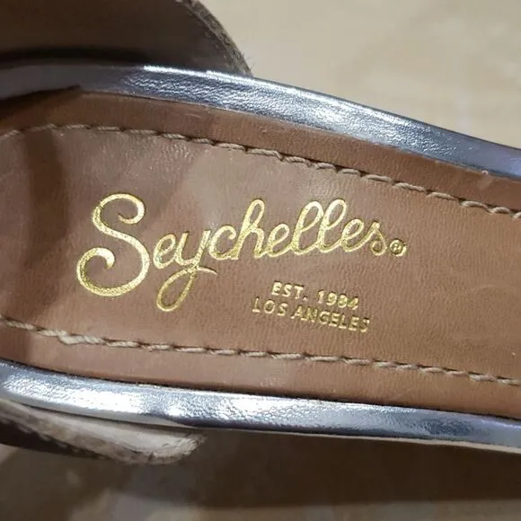 Seychelles Shoes Womens sz 6 Silver Gold Metallic Wedges Holiday Party
