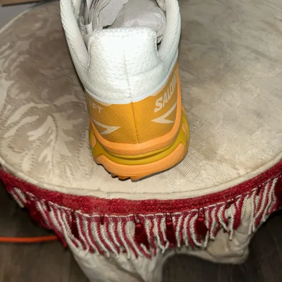 Size 11 M - Salomon XT-6 FT Vanilla Ice/Buckskin Hazelnut shoes