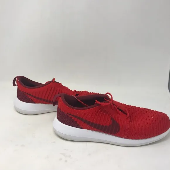 Size 11.5 Nike Men ROSHE 2 FLYKNIT Shoes