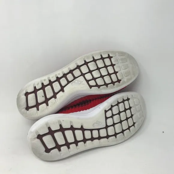 Size 11.5 Nike Men ROSHE 2 FLYKNIT Shoes