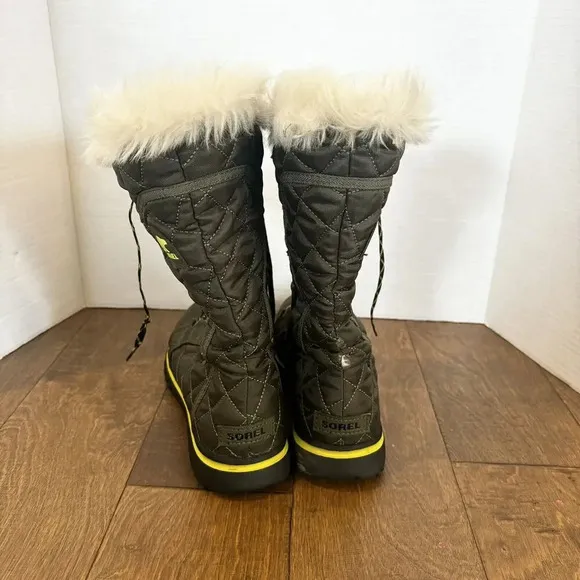 Sorel Cozy CATE Boots Women’s Size 8 Peat Moss Winter Snow Shoes NL-2363-213