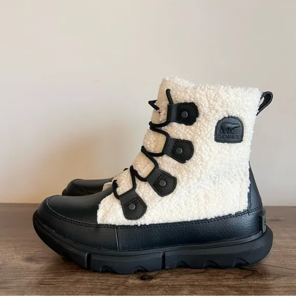 SOREL Explorer II Joan Cozy Women's Boot Size 8.5 SKU#243515