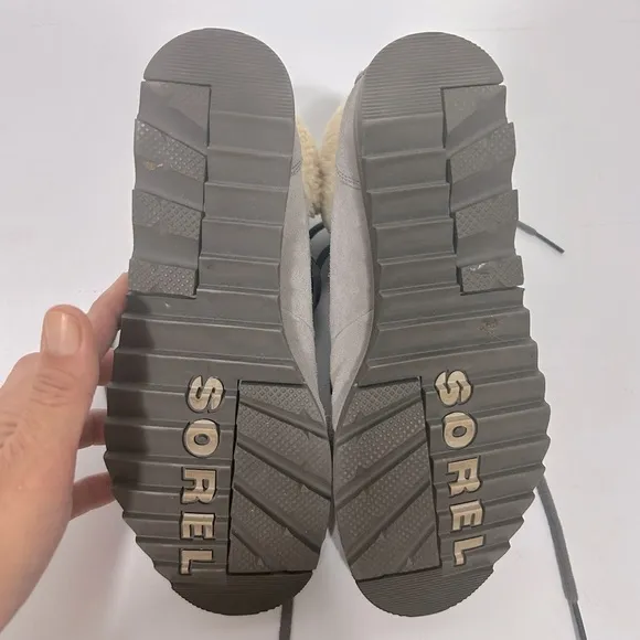 Sorel Harlow Lace Cozy Boots Size 6.5 Grey