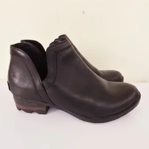 Sorel Lolla II Cut Out Bootie Black Leather Ankle Boots Women's Size 9.5