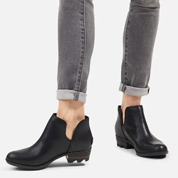 Sorel Lolla II Cut Out Bootie Black Leather Ankle Boots Women's Size 9.5
