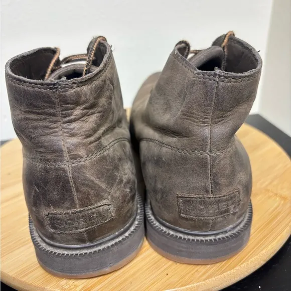 Sorel Men's Size 10 Madson ll Chukka Waterproof Boot Distressed Outdoors Hiking