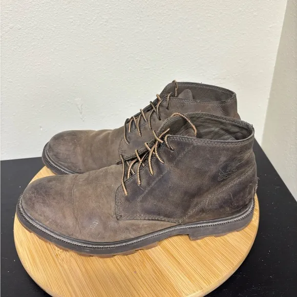 Sorel Men's Size 10 Madson ll Chukka Waterproof Boot Distressed Outdoors Hiking