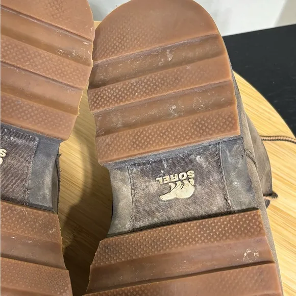 Sorel Men's Size 10 Madson ll Chukka Waterproof Boot Distressed Outdoors Hiking
