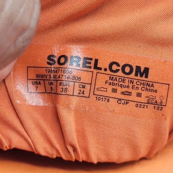 Sorel Roaming Two Strap Womens 7 Orange Sample Sandals Stretchy Straps NL4708-80