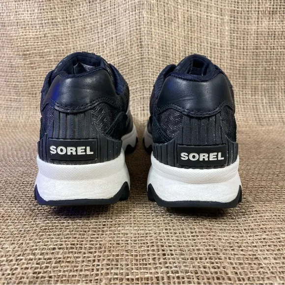 Sorel Sneakers Kinetic Speed Athletic Black Metallic Silver Size 8.5