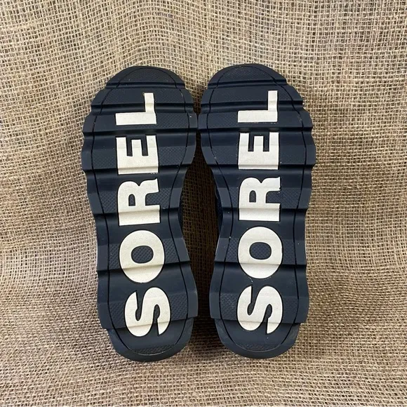 Sorel Sneakers Kinetic Speed Athletic Black Metallic Silver Size 8.5