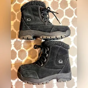 Sorel Waterfall Low Black Lace Up Boots with Rugged Design activewear suede