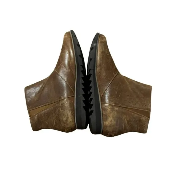 Sorel Womens Brown Waterproof Leather Ankle Boots With Side Zippers - Size 10