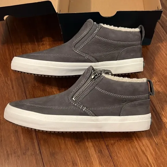 Sperry Crest Side Zip Cozy Sneaker, Women’s size 9.5, Grey Like new condition