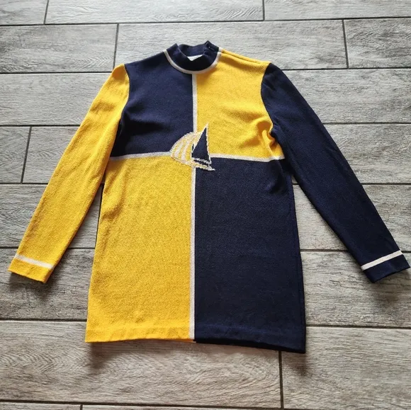 St John Tunic Sweater Women's Sz Small P Santana Knit Boat Yellow Blue Nautical