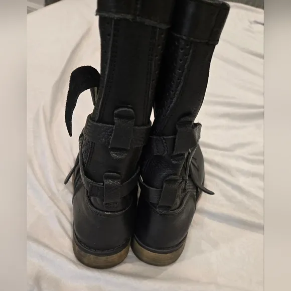 Steve Madden Black Combat Boots Excellent Condition