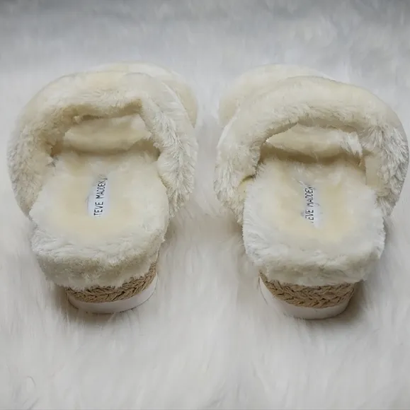 Steve Madden Katana Fuzzy Sandal Shoes Natural