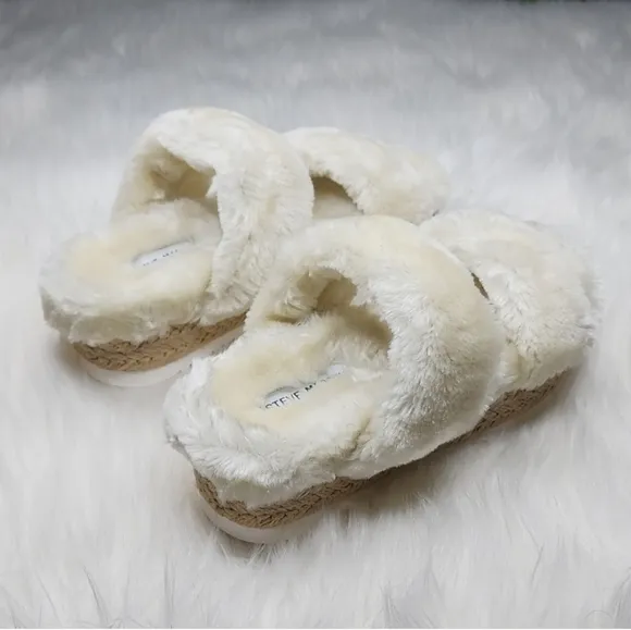 Steve Madden Katana Fuzzy Sandal Shoes Natural