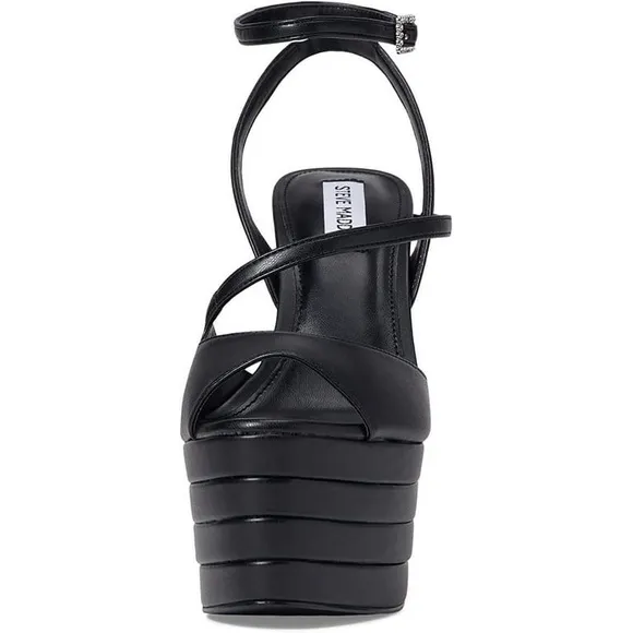 STEVE MADDEN Larssa Black Faux Leather Strap Platform Pump in Black, size 7.5