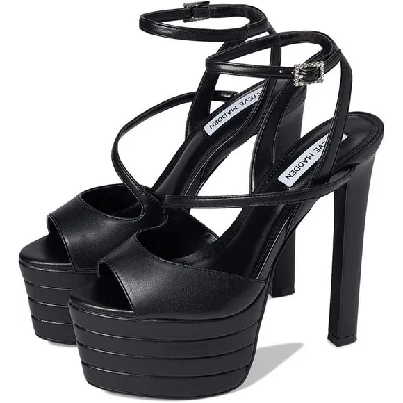 STEVE MADDEN Larssa Black Faux Leather Strap Platform Pump in Black, size 7.5