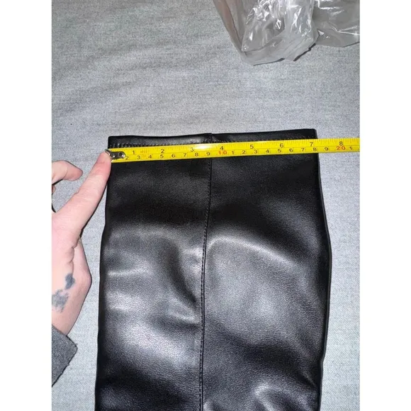 Steve Madden Lizah Knee High Chunky Black Boot Zip Size 10 M