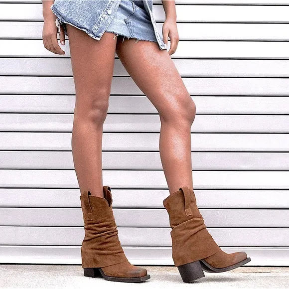 Steve Madden Pia Tan Suede Leather Stacked Heel Boots