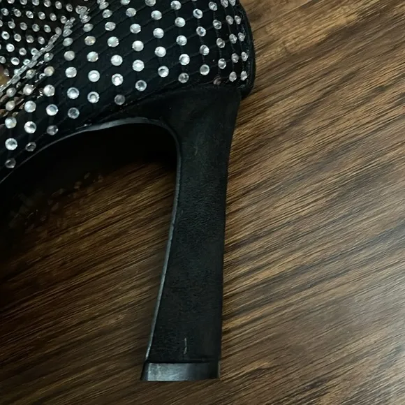 Steve Madden Rhinestone Saphina Booties 9