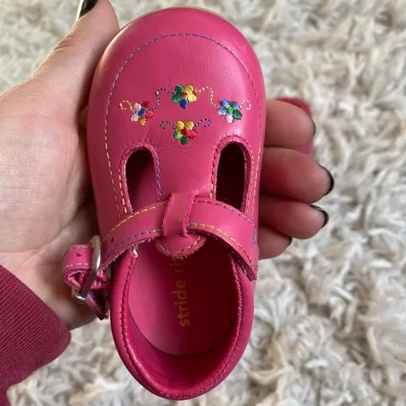 Stride Rite pink leather‎ Mary Jane walker shoes