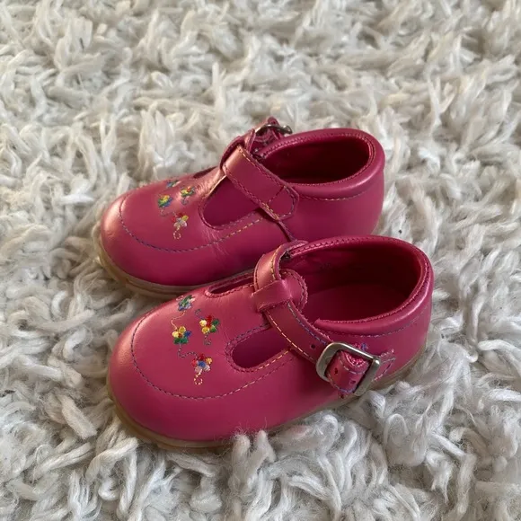 Stride Rite pink leather‎ Mary Jane walker shoes