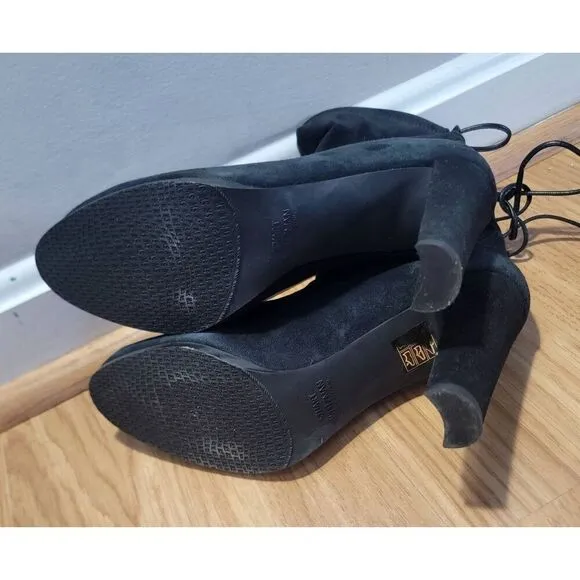 Stuart Weitzman Glove Suede Round Boots 7.5