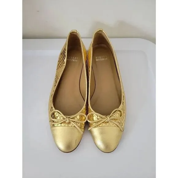 Stuart weitzman gold flat shoes 6.5