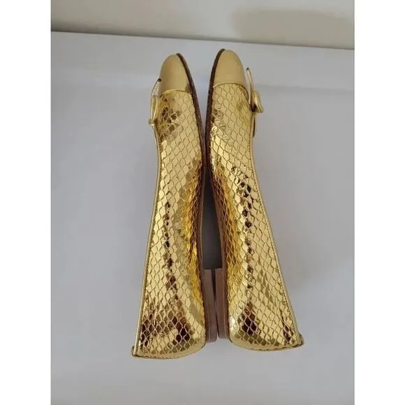 Stuart weitzman gold flat shoes 6.5