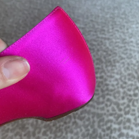 Stuart Weitzman Julie Hot Pink Satin-Wrapped Flat Skimmer, size 8