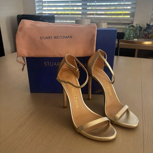 Stuart Weitzman “Nuditist” in Platino (size 38.5)