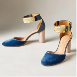 Sundance Aurora Blue Velvet Ankle Strap Heels Size 39 8.5