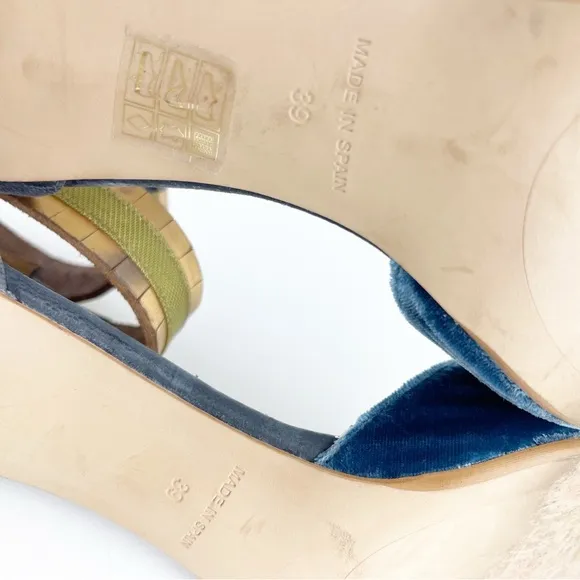 Sundance Aurora Blue Velvet Ankle Strap Heels Size 39 8.5