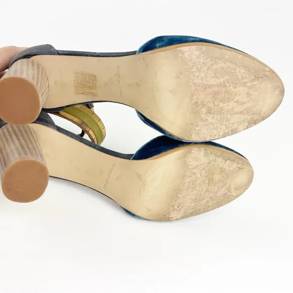 Sundance Aurora Blue Velvet Ankle Strap Heels Size 39 8.5