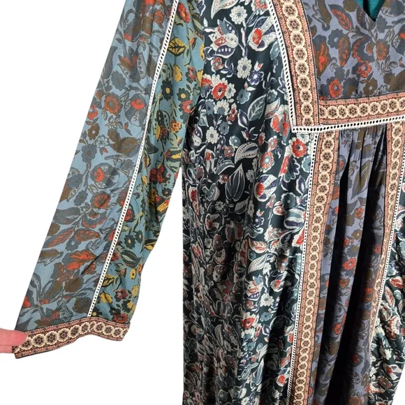 Sundance Sweet Whispers Boho Mini Dress Floral Mixed Print 3/4 Sleeve V-Neck