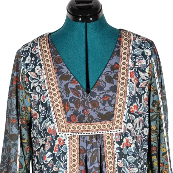 Sundance Sweet Whispers Boho Mini Dress Floral Mixed Print 3/4 Sleeve V-Neck