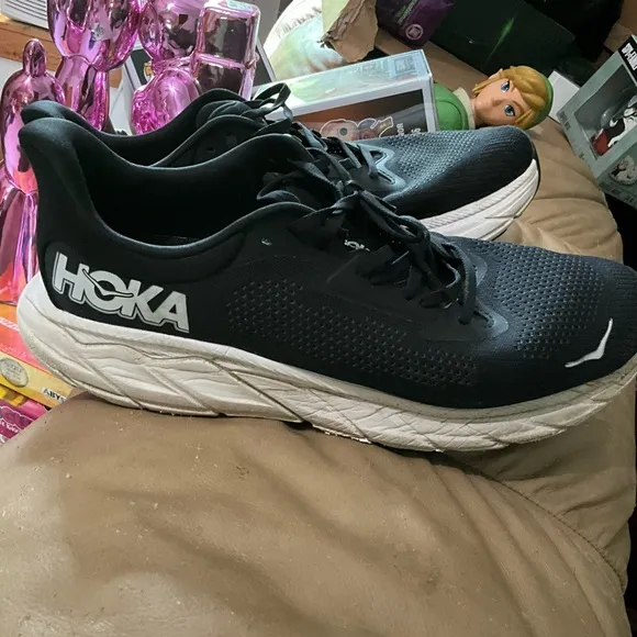 Sz 13 wide Hoka ARAHI 7 Men's Black Running Shoes